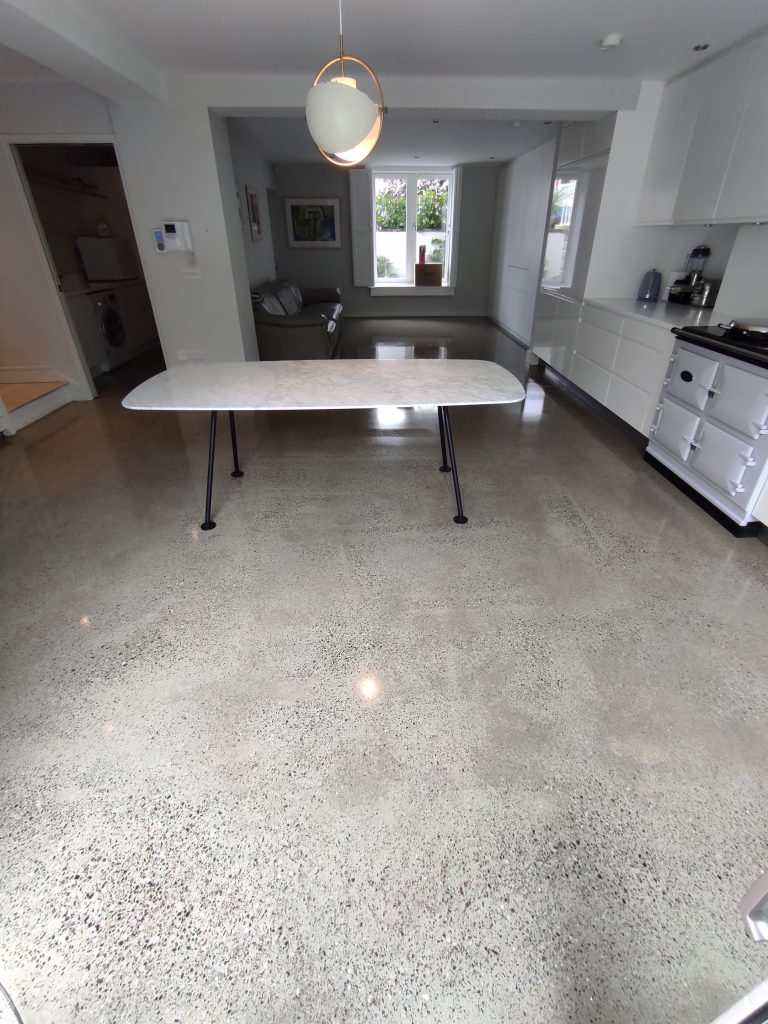 How to clean polished concrete at home? FolkanCare